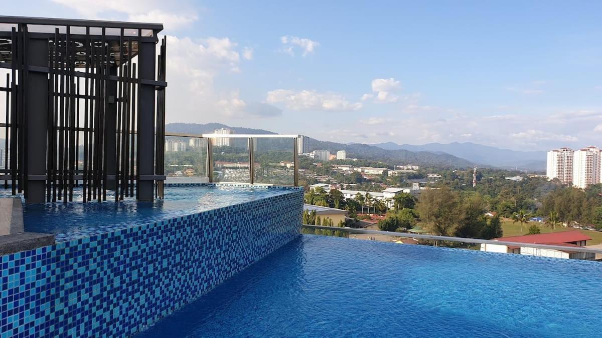 Mlh Premier Suites @ Saville Черас Экстерьер фото